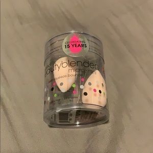 Beauty blender micro minis